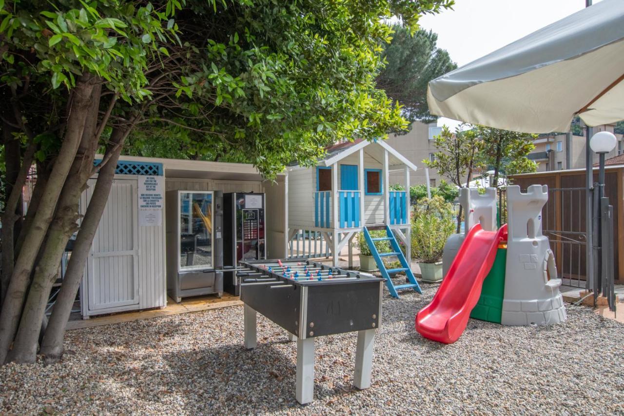 Residence Holidays ピエトラ・リーグレ エクステリア 写真